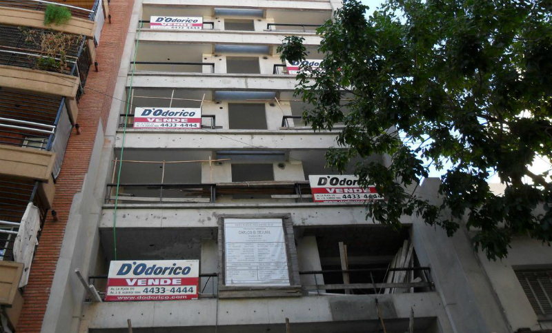 Operaciones inmobiliarias cayeron más del 40%