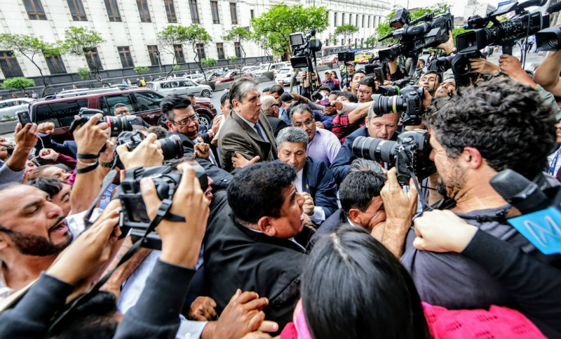 El expresidente de Perú se refugió en la embajada de Uruguay