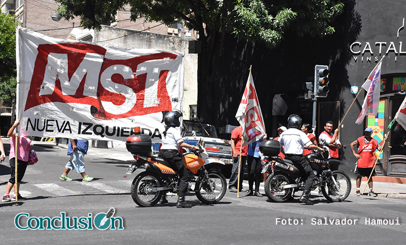 Se registran 13 piquetes por día en todo el país