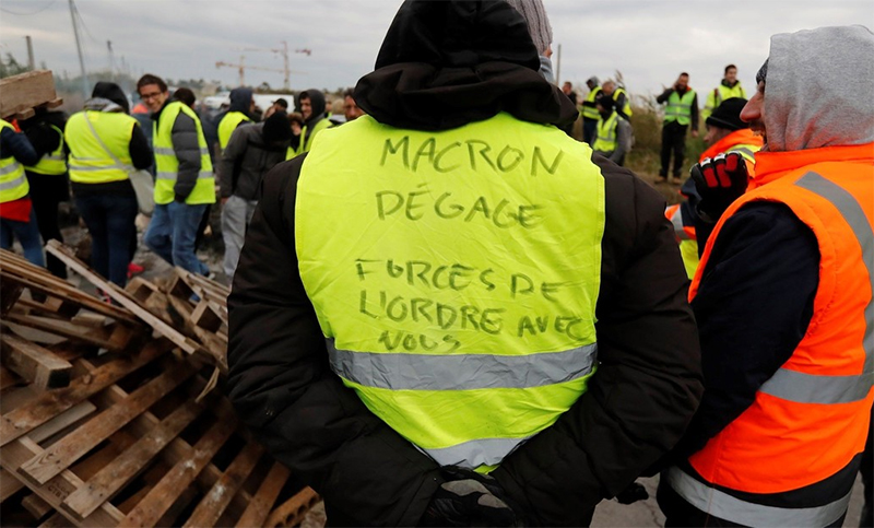 Macron anunciará nuevas medidas ante la protesta de los «chalecos amarillos»