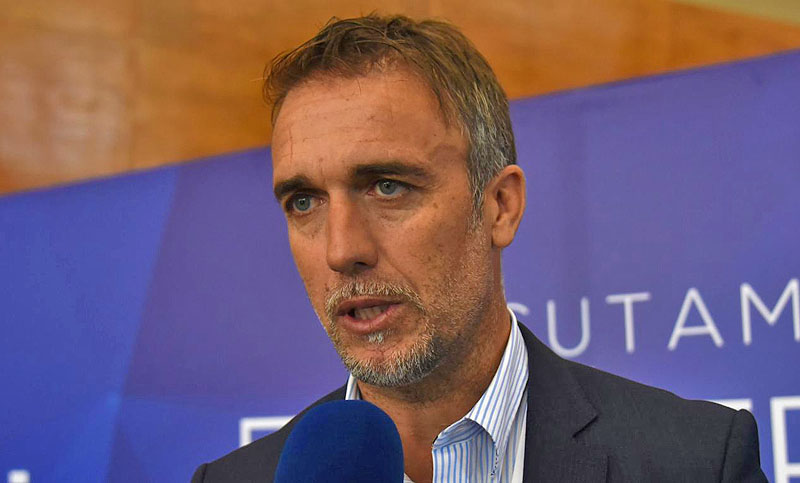 Batistuta no se calló nada: «No podemos ser cómplices de la agonía del fútbol argentino»