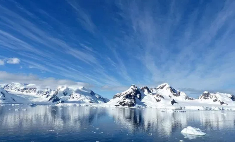 Investigadores hallaron una zona donde el hielo se derrite “inesperadamente rápido” en la Antártida