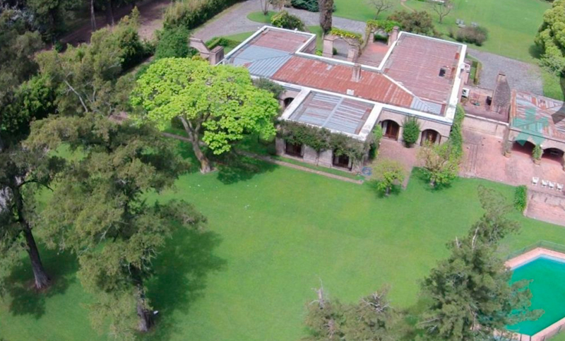 Quisieron irrumpir en la quinta presidencial y fueron detenidos