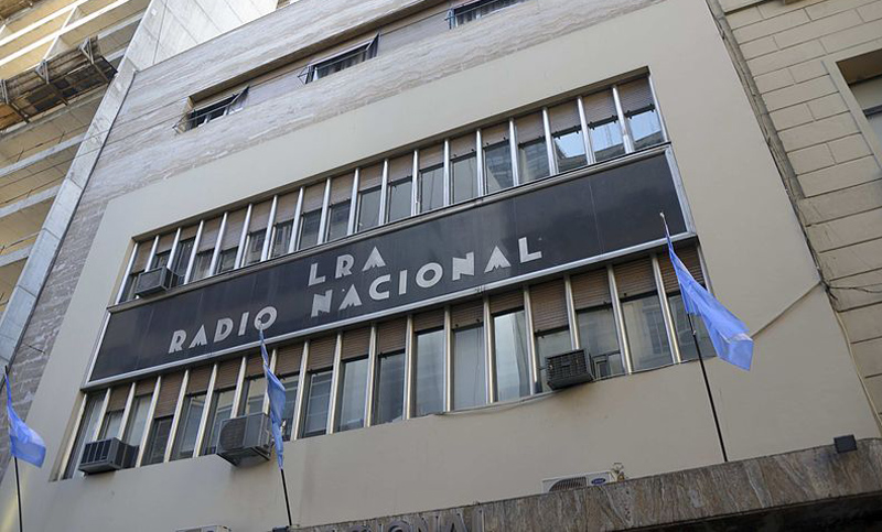 Alerta por por el posible despido de 100 periodistas en Radio Nacional