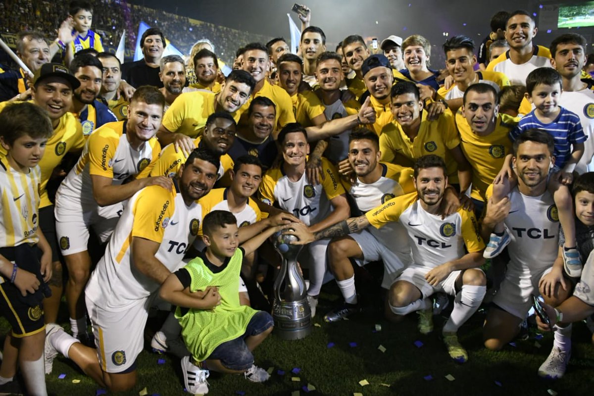Central y un festejo a lo campeón en el Gigante de Arroyito