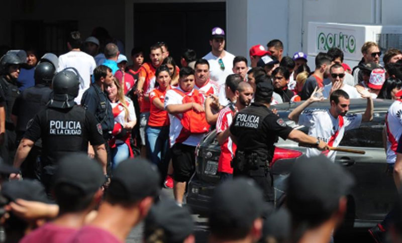 La ley para terminar con la violencia en los espectáculos deportivos se aprobaría este jueves