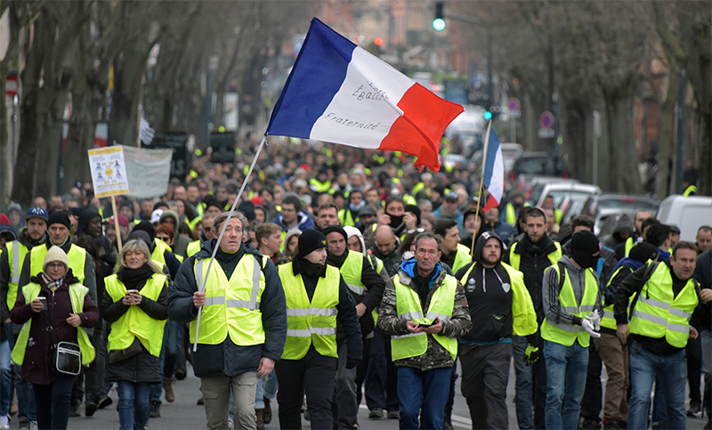 Con aval de Jean-Luc Mélechon, Francia cada vez más cerca de una «huelga general» el 5 de febrero