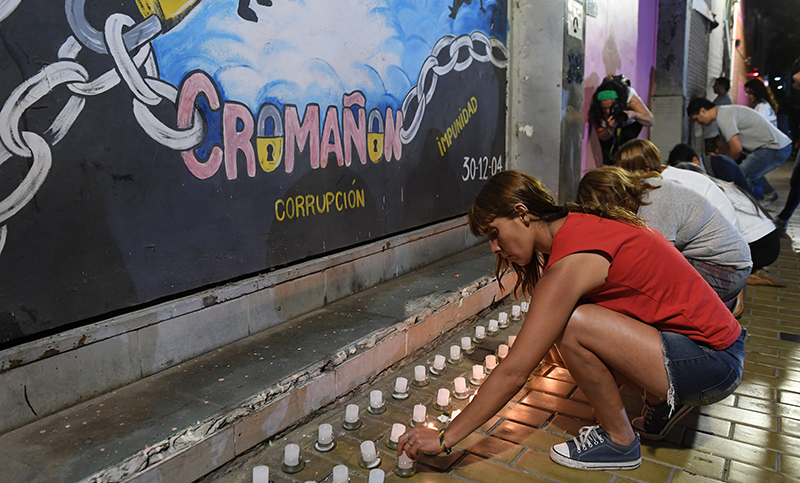 Sobrevivientes y familiares homenajearon a las víctimas de la tragedia de Cromañón