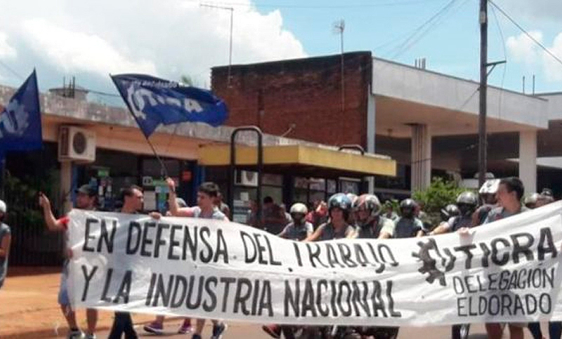 Una fábrica de zapatillas despidió a 175 empleados en Misiones