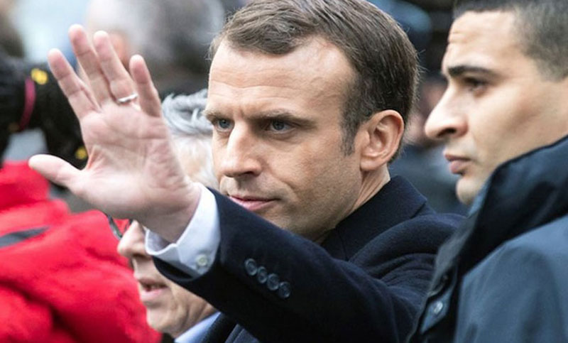 Macron intenta aplacar la ira de los «chalecos amarillos»