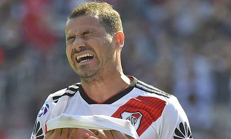 El uruguayo Rodrigo Mora anunció que se retira del fútbol profesional
