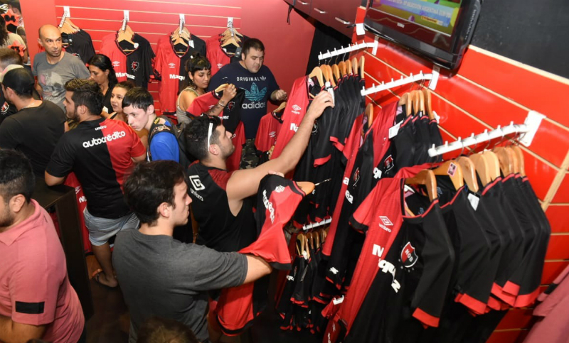 Newell’s presentó su nueva camiseta titular para el 2019