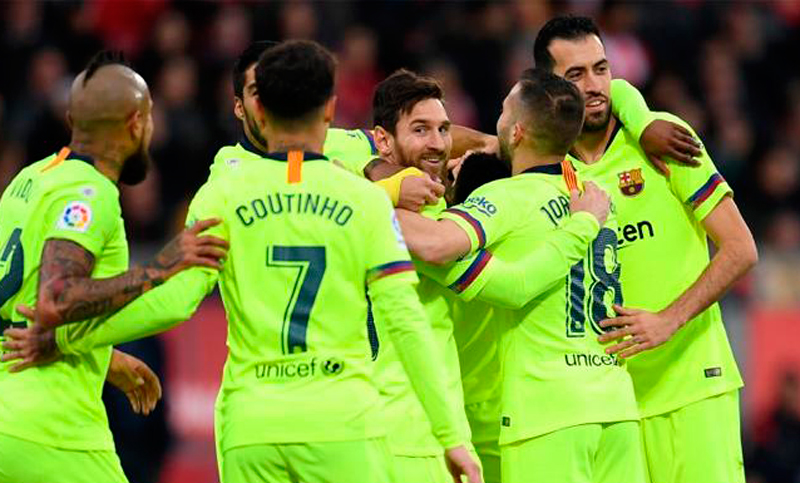 Con gol de Messi, Barcelona ganó y sigue puntero