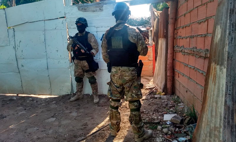 Allanamientos y detenciones en República de la Sexta