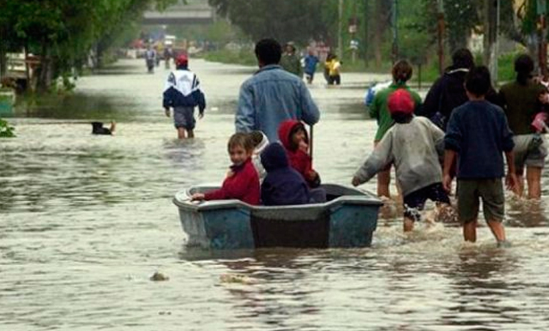 Chaco: permanecen evacuadas 205 personas y empeoró la situación