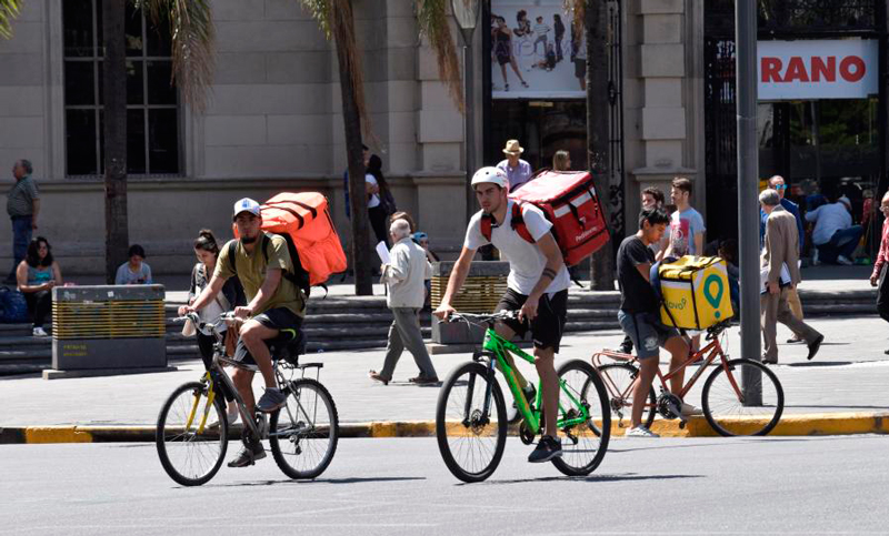 Tres jóvenes intoxicadas al ingerir comida pedida a través de una app
