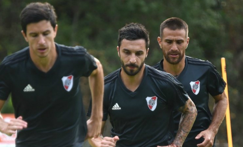 Scocco se volvió a lesionar