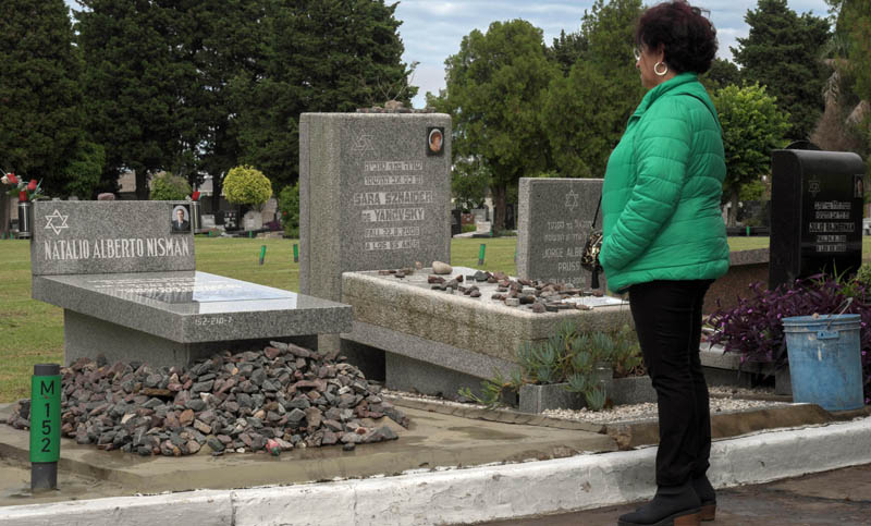El Gobierno pidió «justicia» por Nisman e Israel y la Daia lo homenajearon