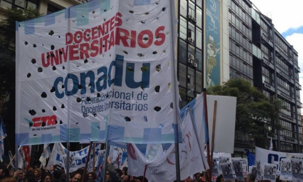 Conadu pidió que se convoque a una reunión paritaria