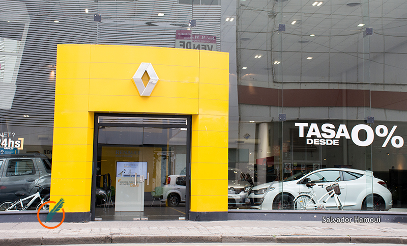 Por la crisis, Renault suspendió 1.500 operarios y paraliza su producción