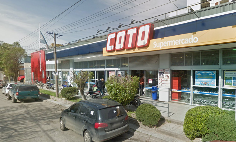 Secuestraron carne en mal estado en un supermercado Coto de Campana