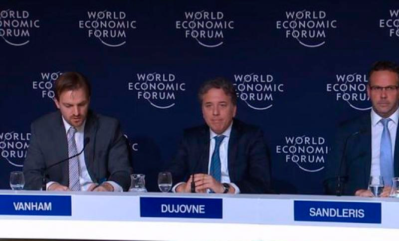 Dujovne en Davos «La economía cayó un 2% en 2018»