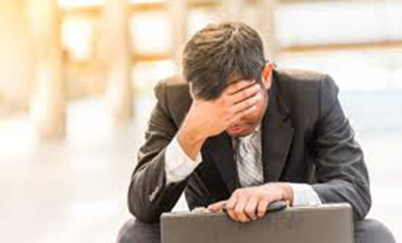 Hombres jóvenes y solteros, fueron los más endeudados en 2018