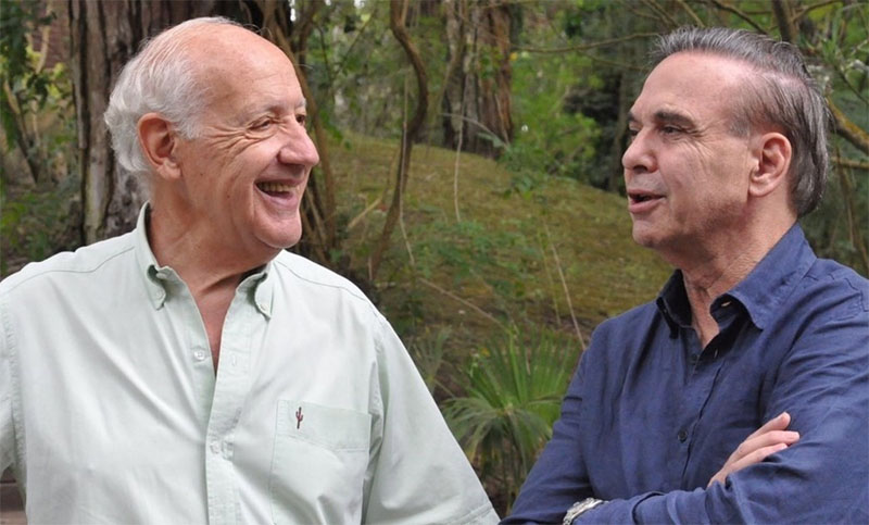 Con un atuendo muy comentado, Lavagna se mostró con Pichetto: ¿será candidato?