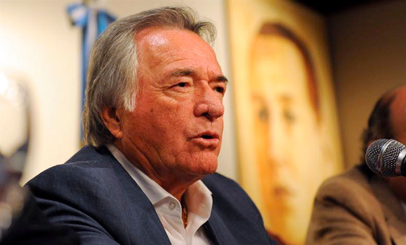 Barrionuevo dijo que «si hay paro, lo decidirá en su momento la CGT»
