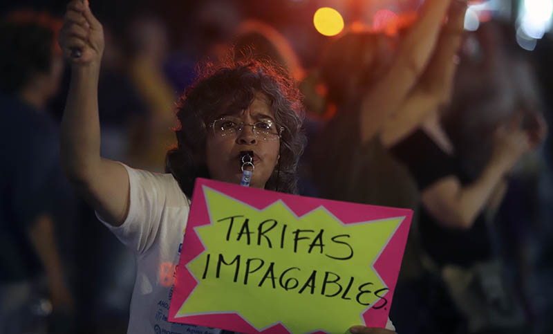«Ruidazos» contra el aumento de tarifas