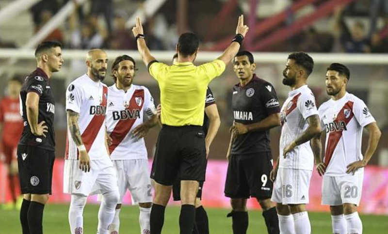 La AFA empezará a trabajar para implementar el VAR en 2020