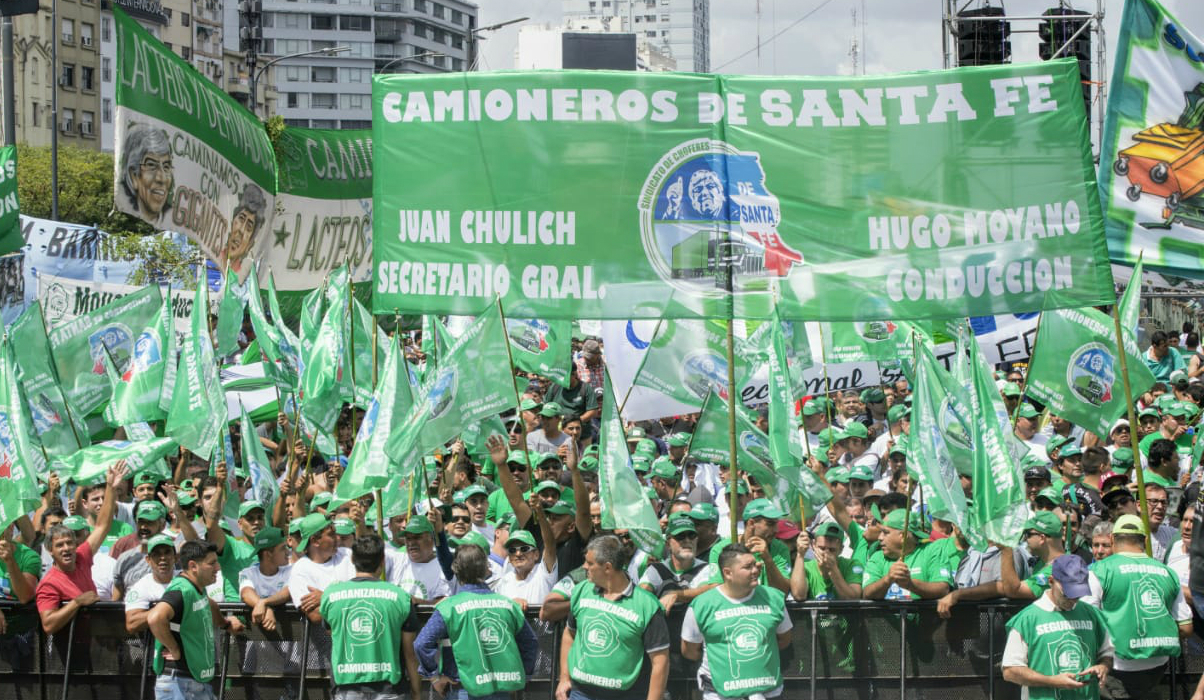 Camioneros alineados con Moyano, apoyarán la precandidatura de Bielsa