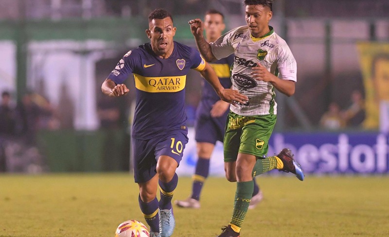 Boca venció a Defensa y lo festeja Racing