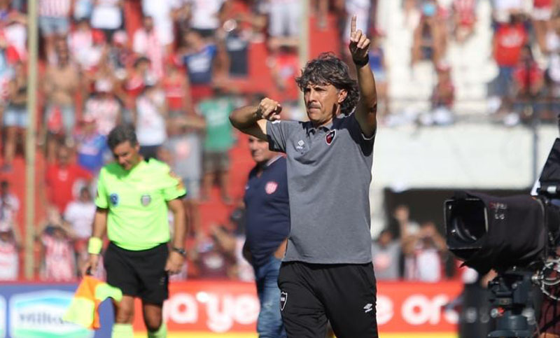 Bidoglio: «El empate fue justo, nos faltó el gol y hay cosas por mejorar»