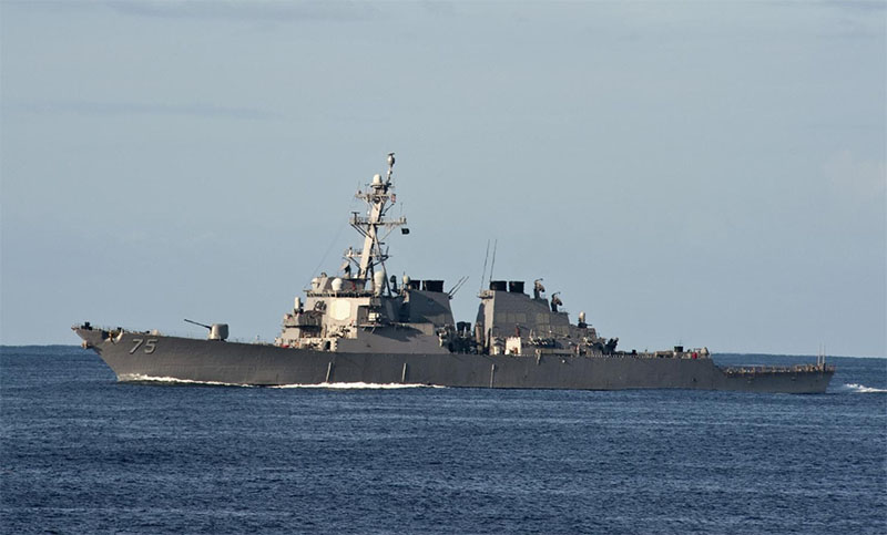 Embarcación de la Armada de EE.UU entró a provocar de nuevo en el Mar Negro
