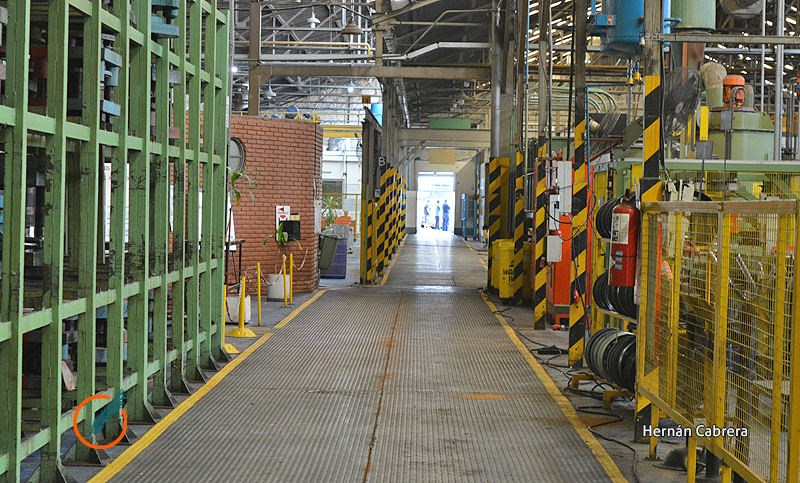 La industria trabaja a la mitad de su potencial, el nivel más bajo desde 2001