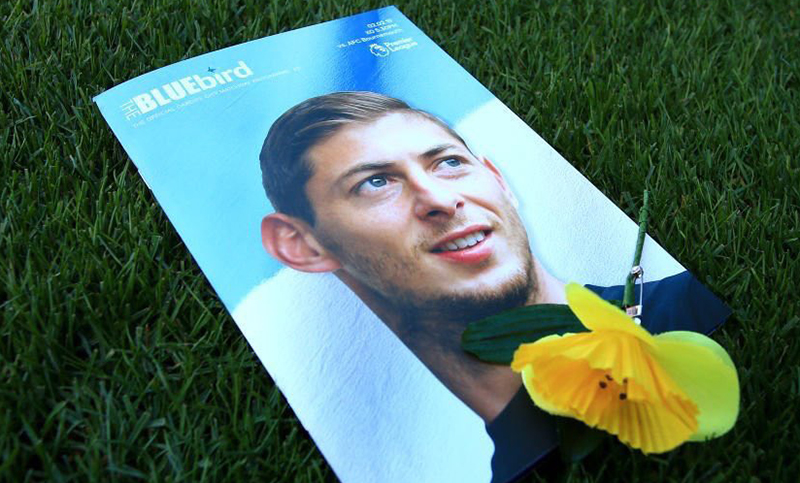 Rescataron un cuerpo y hallan otro en el avión que viajaba Emiliano Sala