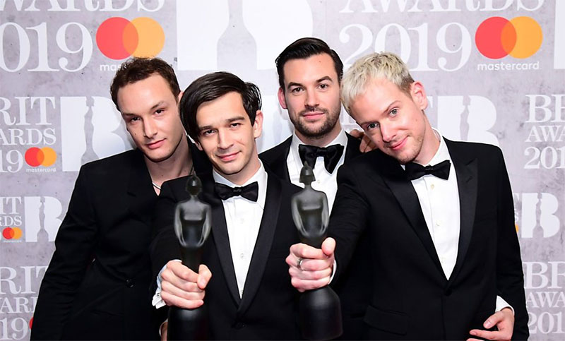 The 1975, en la cima de los Brit Awards con su “álbum blanco” millennial