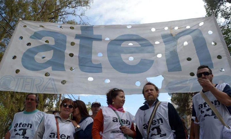 Docentes neuquinos cerraron paritaria con actualización por inflación