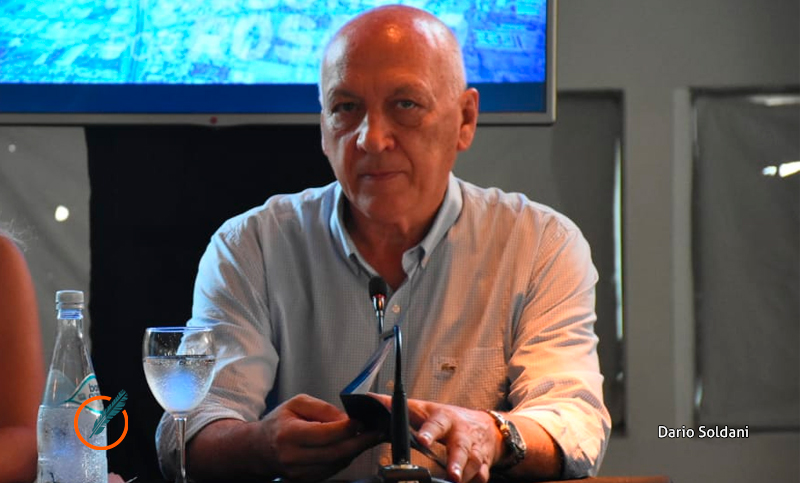 Bonfatti llamó a formar parte de una alternativa «para salir de la grieta del blanco y negro»