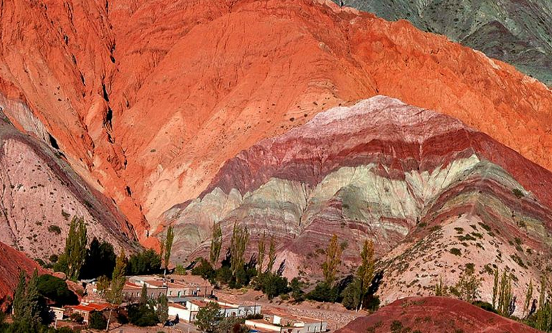 Aprobaron la expropiación de 150 hectáreas lindantes al Cerro de Siete Colores