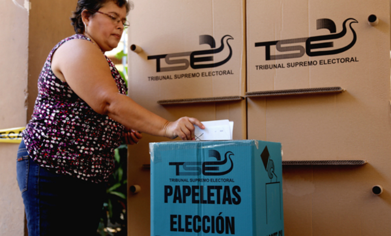 Los salvadoreños eligieron presidente en un clima de tranquilidad