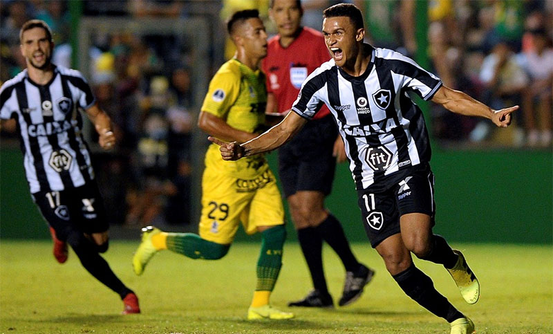 Defensa y Justicia evalúa pedir los puntos tras perder 3 a 0 con Botafogo