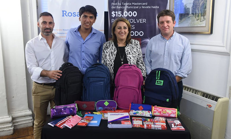 Se lanzó en Rosario una canasta escolar “accesible” para la vuelta a clases