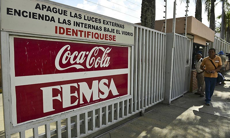 La embotelladora de Coca Cola pidió un procedimiento preventivo de crisis