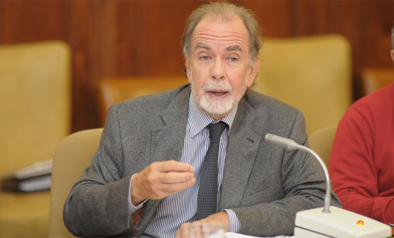 Moreno denunció a González Fraga por administración fraudulenta en el Banco Nación