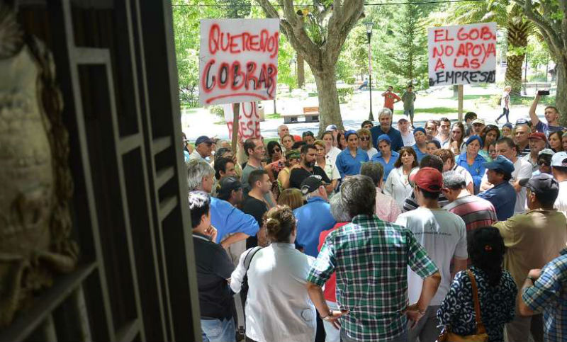 Analizan opciones para salvar 800 empleos en La Colina