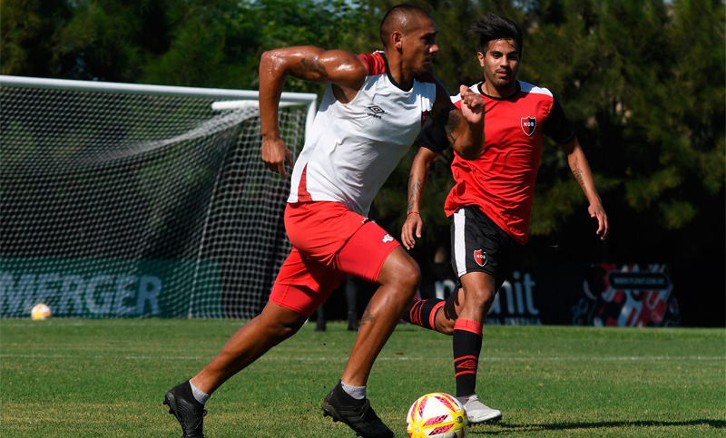Newell’s, con una zaga improvisada para su primera victoria del año