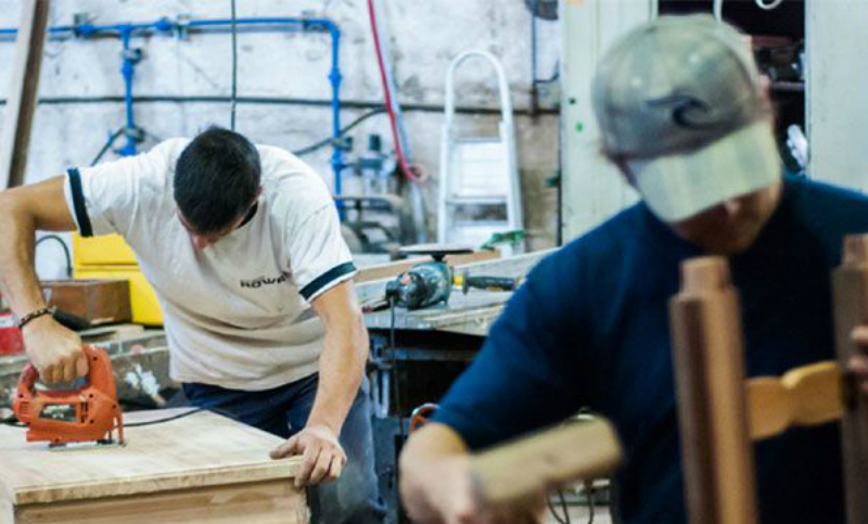 La producción industrial de las Pymes cayó 8,8% en enero