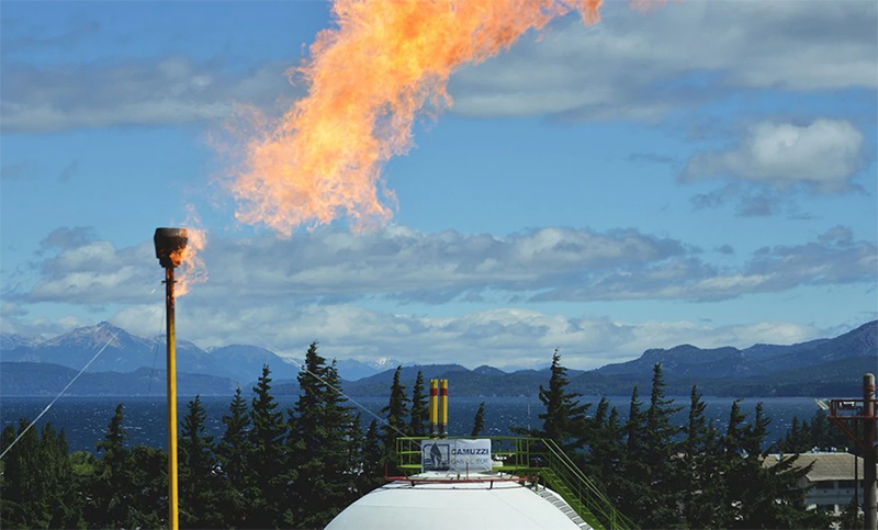 Subastan el gas del invierno y el precio subiría hasta un 50%